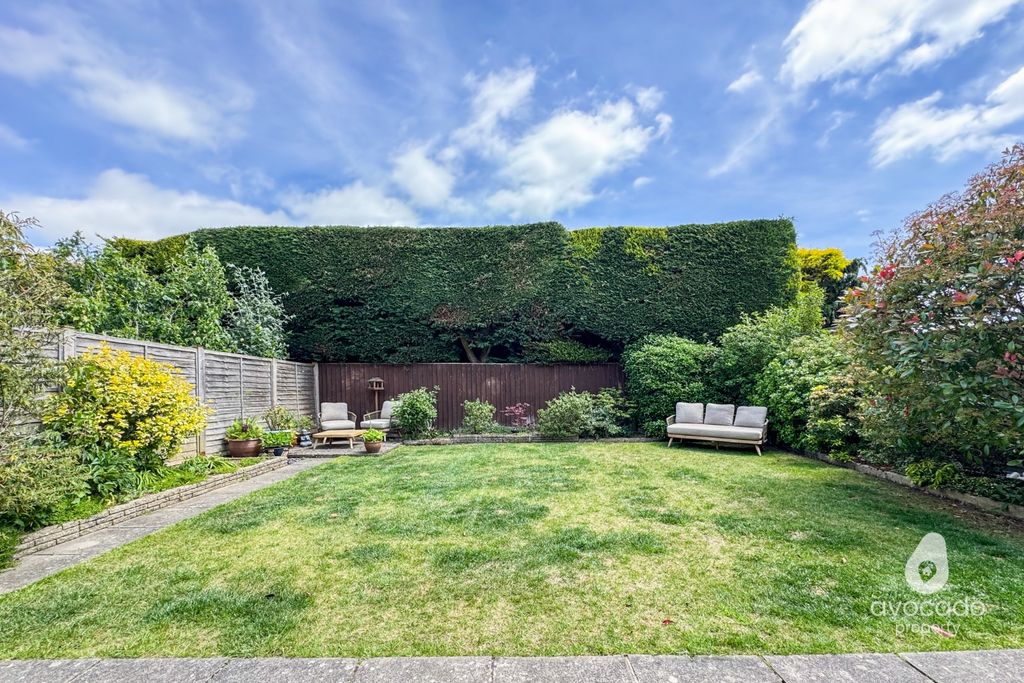 Property photo 2 of 20 5053774