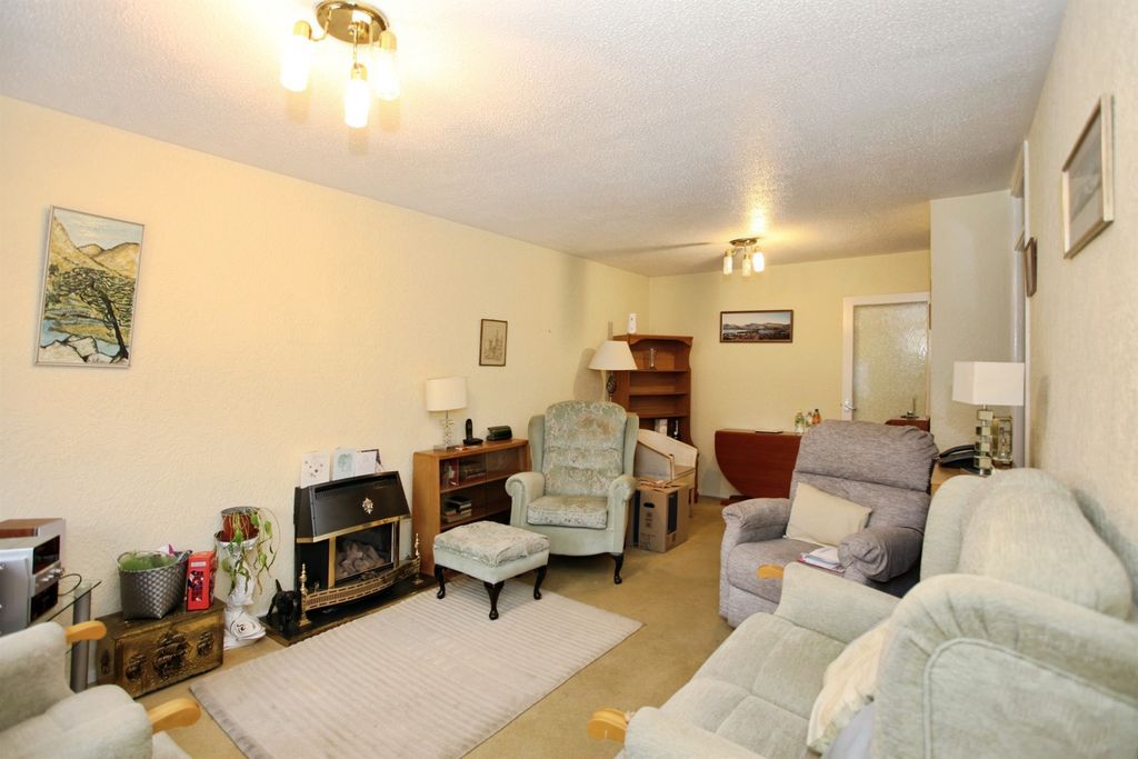 Property photo 3 of 22