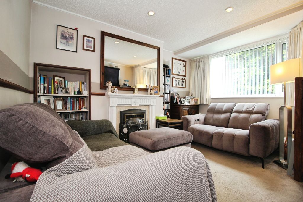 Property photo 3 of 14