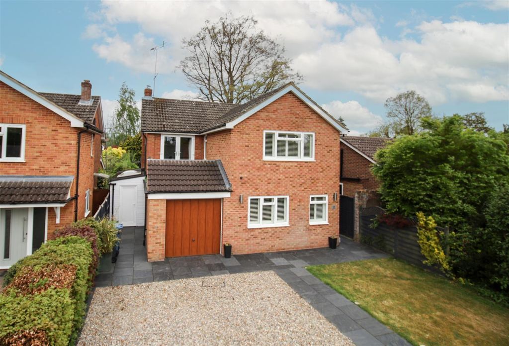 Property photo 1 of 24 Front