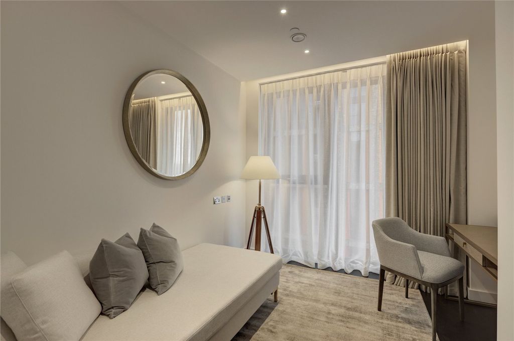 Property photo 3 of 12 Picture No. 10