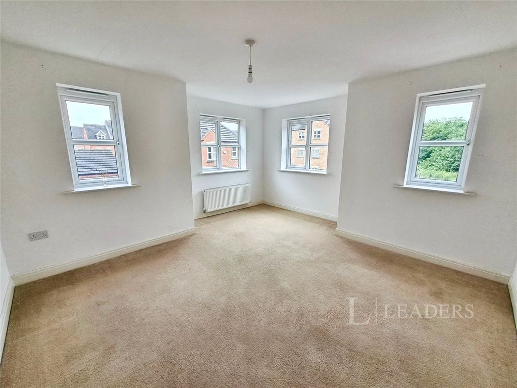 Property photo 2 of 10 Picture No. 22