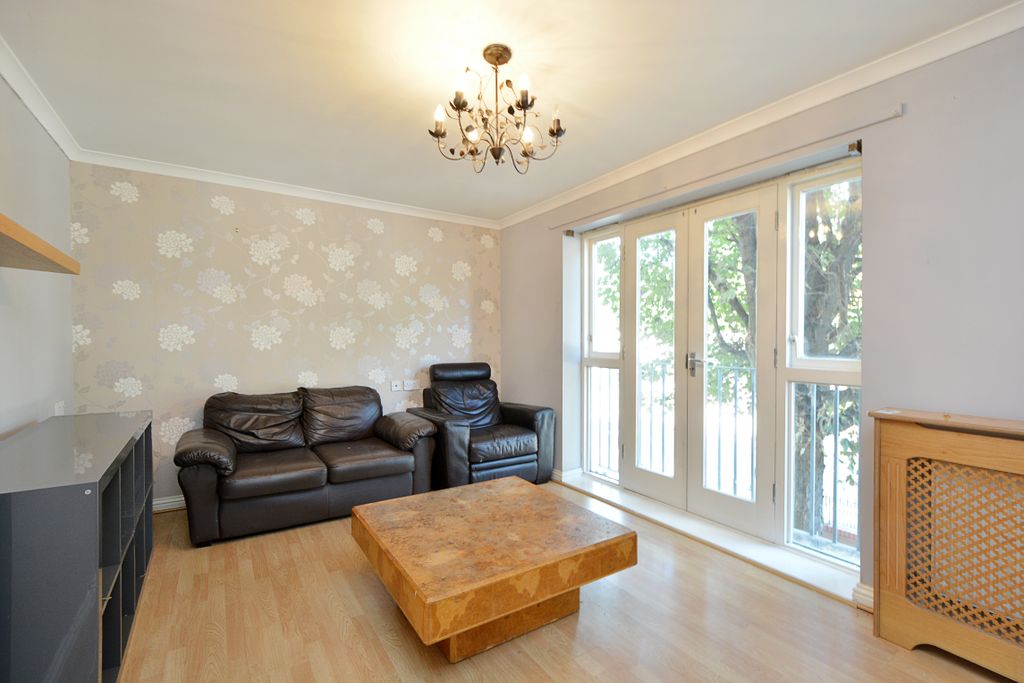 Property photo 2 of 6