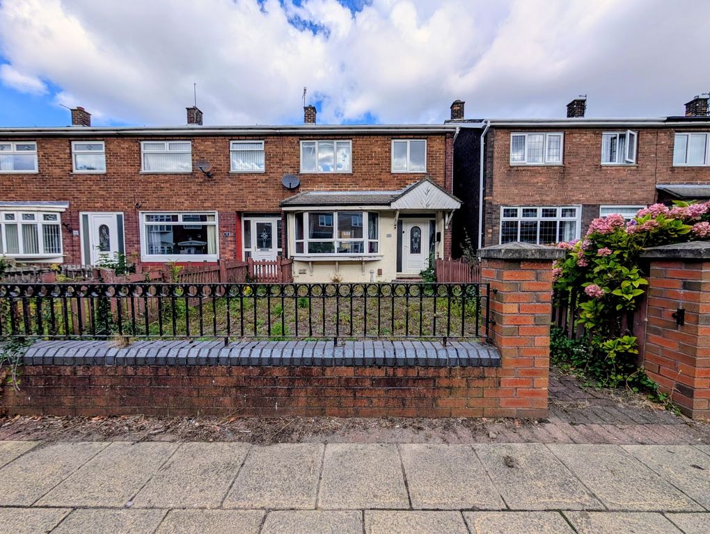 Property photo 1 of 8
