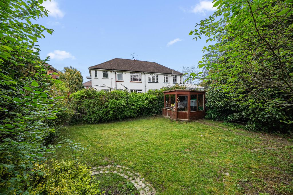 Property photo 2 of 18 Rear Garden