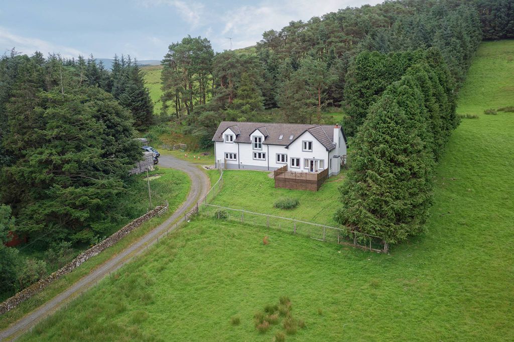 Property photo 1 of 39