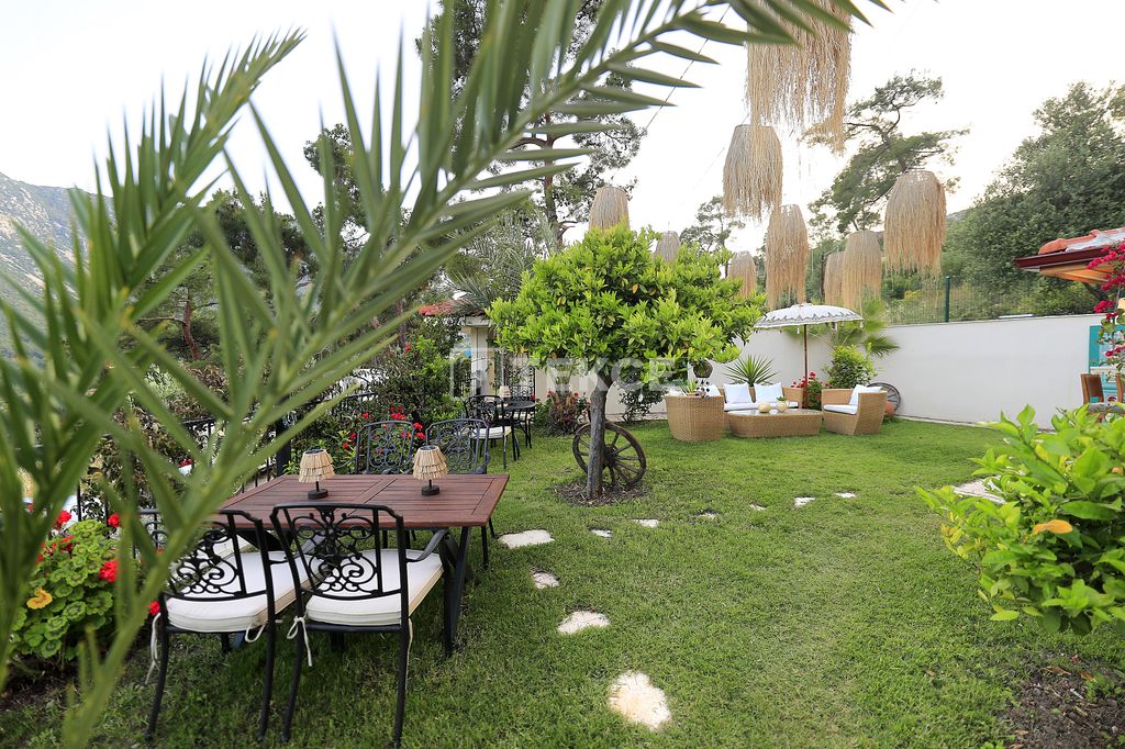 Property photo 3 of 27