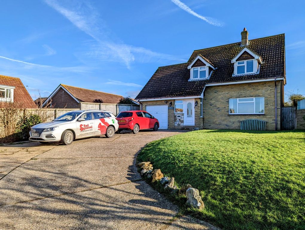 Property photo 1 of 15 Front (Exterior)