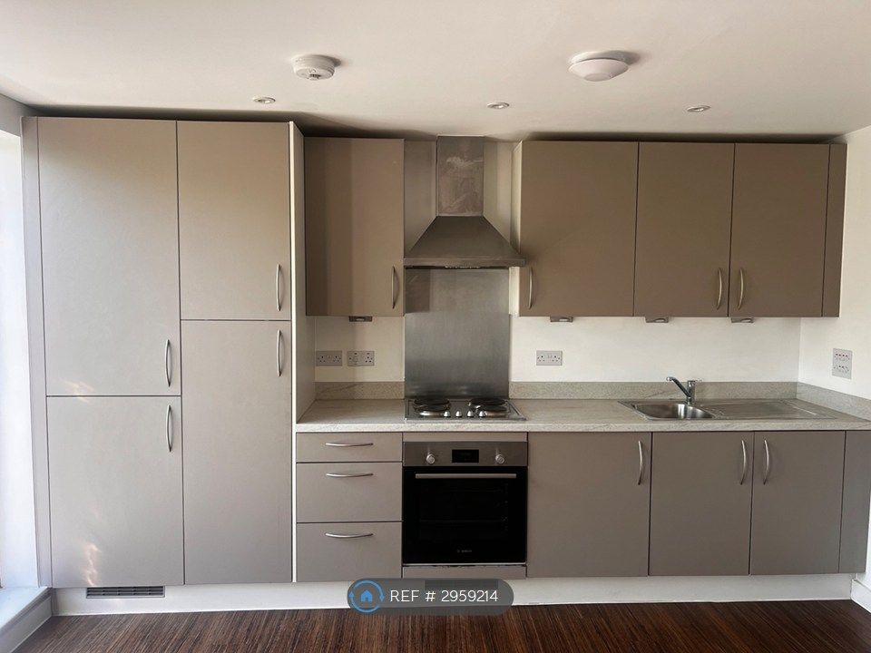 Property photo 1 of 16 Kitchen