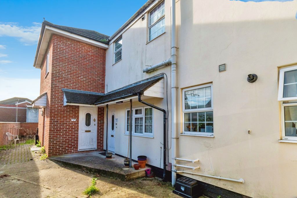 Property photo 2 of 11 Photography