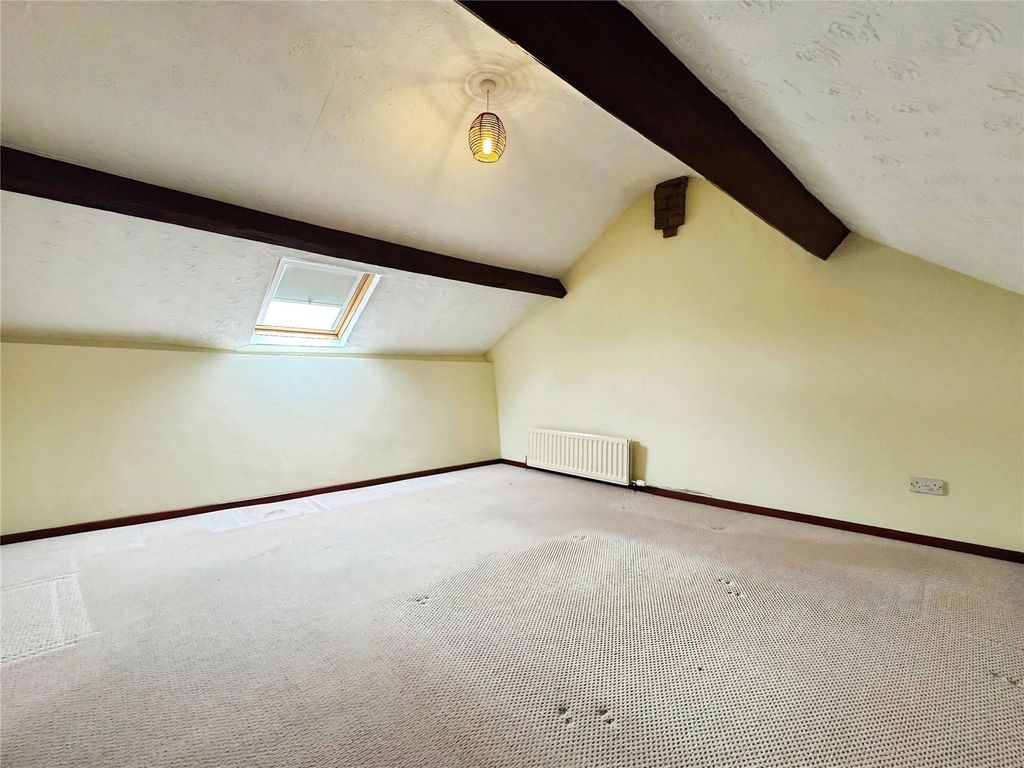 Property photo 2 of 10 Bedroom 3