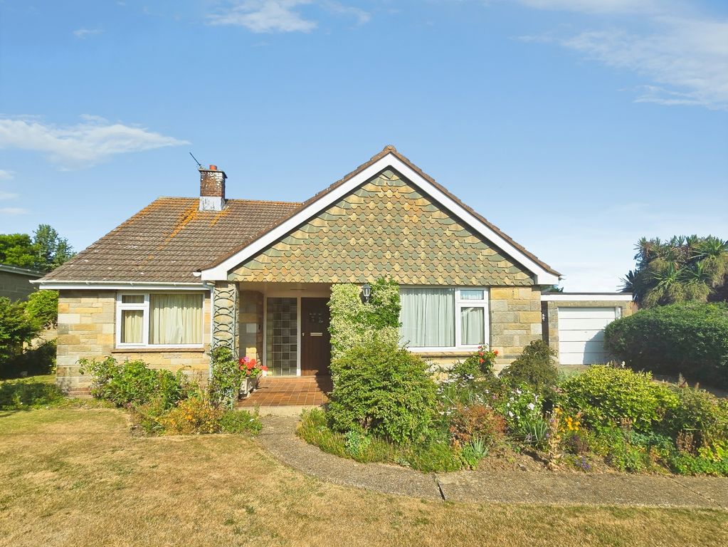 Property photo 1 of 20 Front