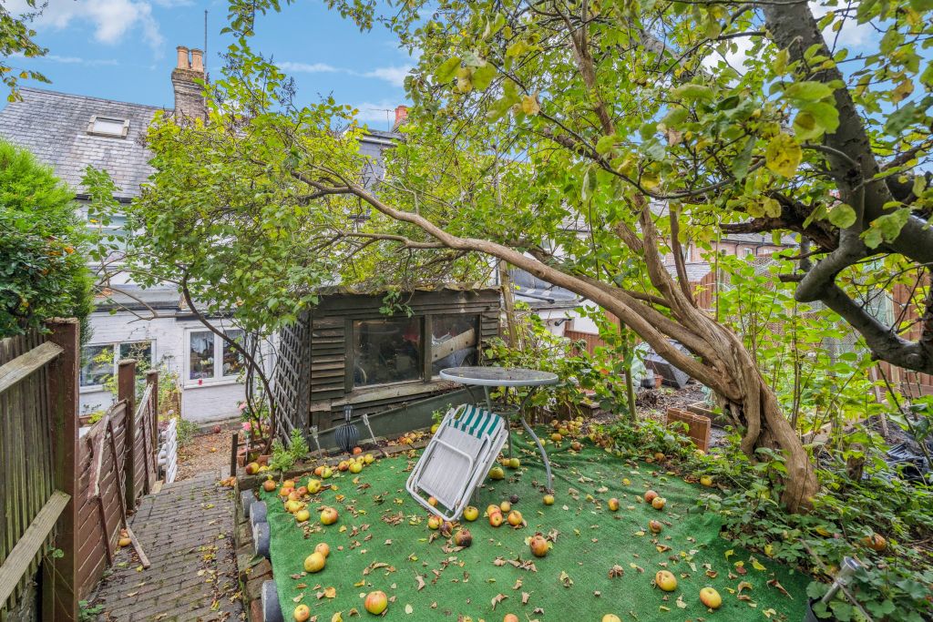 Property photo 3 of 7
