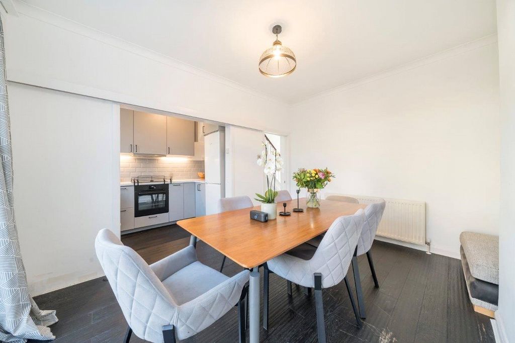 Property photo 2 of 12 Kitchen/Dining Area
