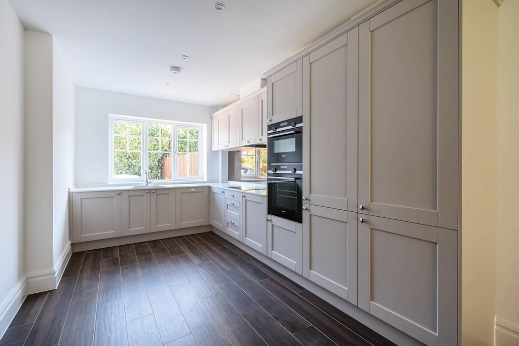 Property photo 2 of 22 1164092 (5).Jpg