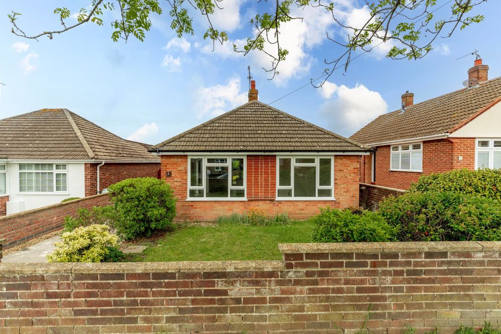 Property photo 1 of 9