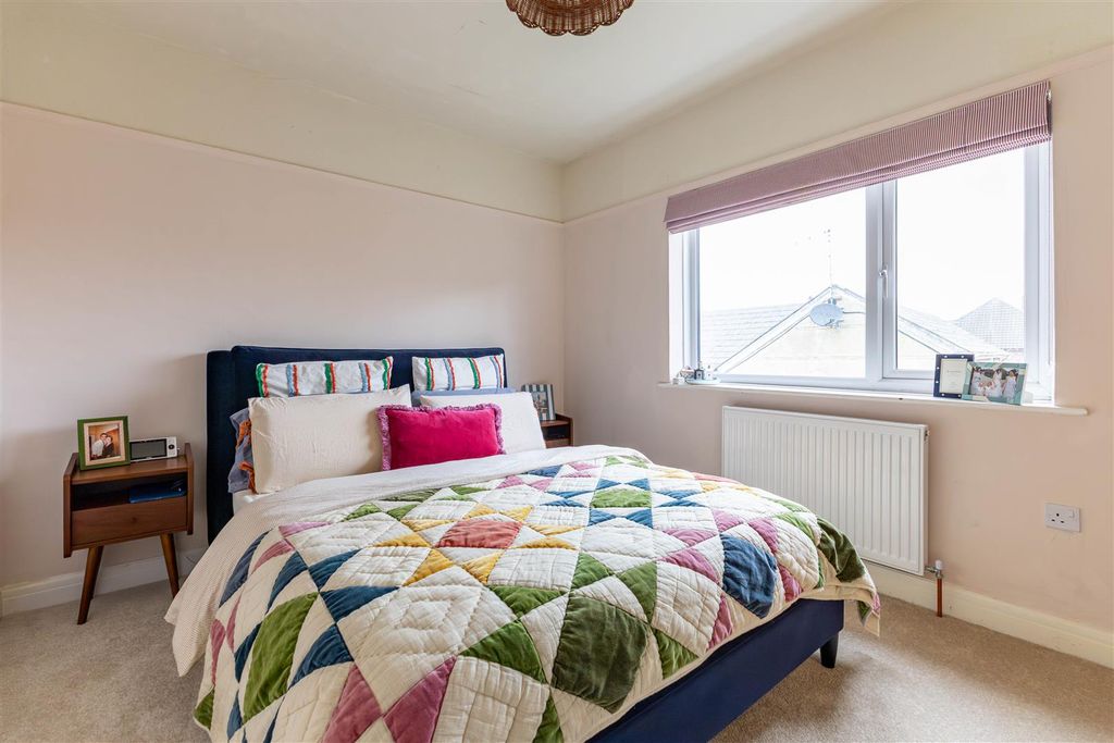 Property photo 3 of 22 Img_2117.Jpg