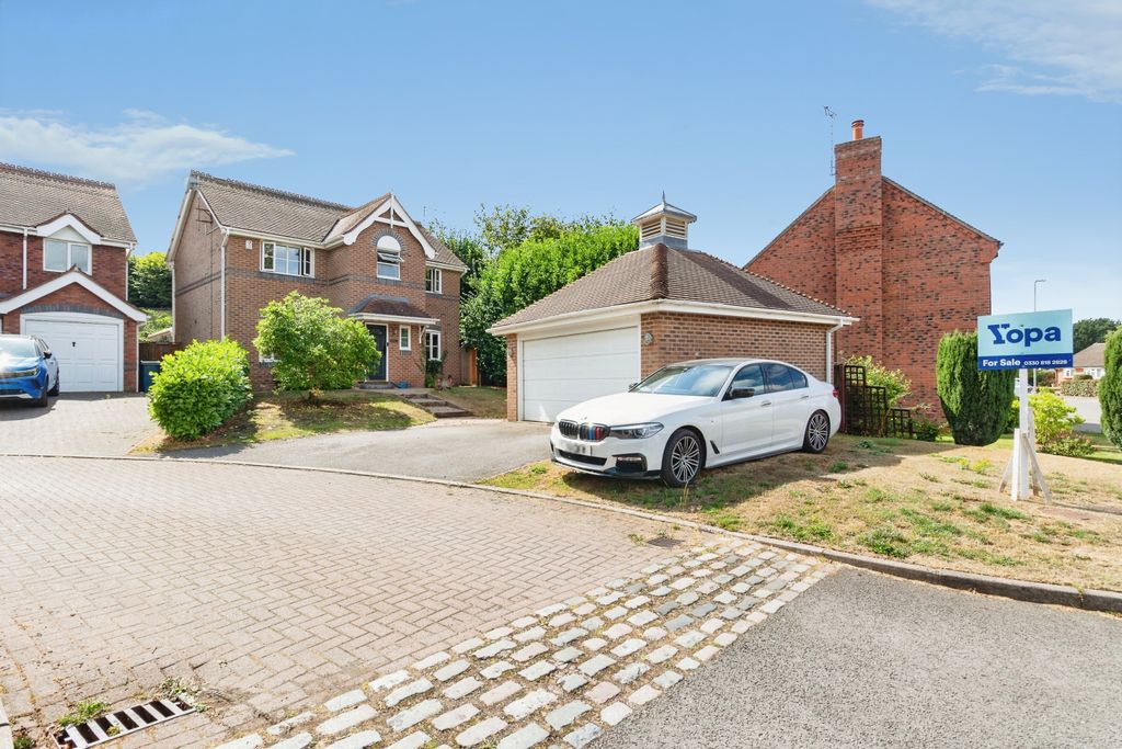 Property photo 1 of 20 Greenacre1