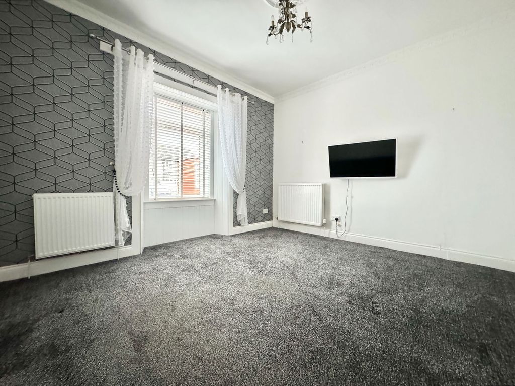 Property photo 3 of 30