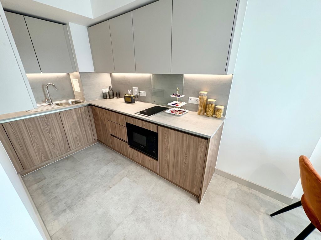 Property photo 1 of 6 View