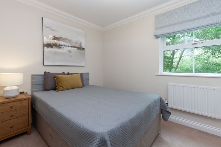 Property photo 3 of 7 233100