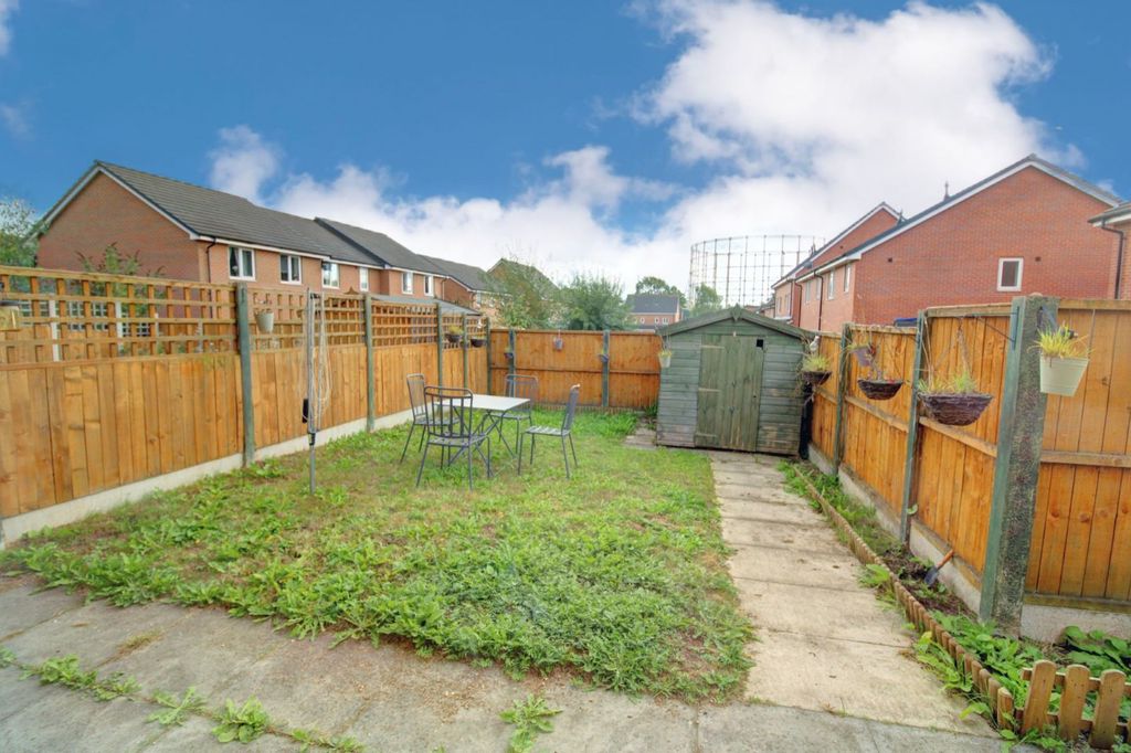 Property photo 3 of 13