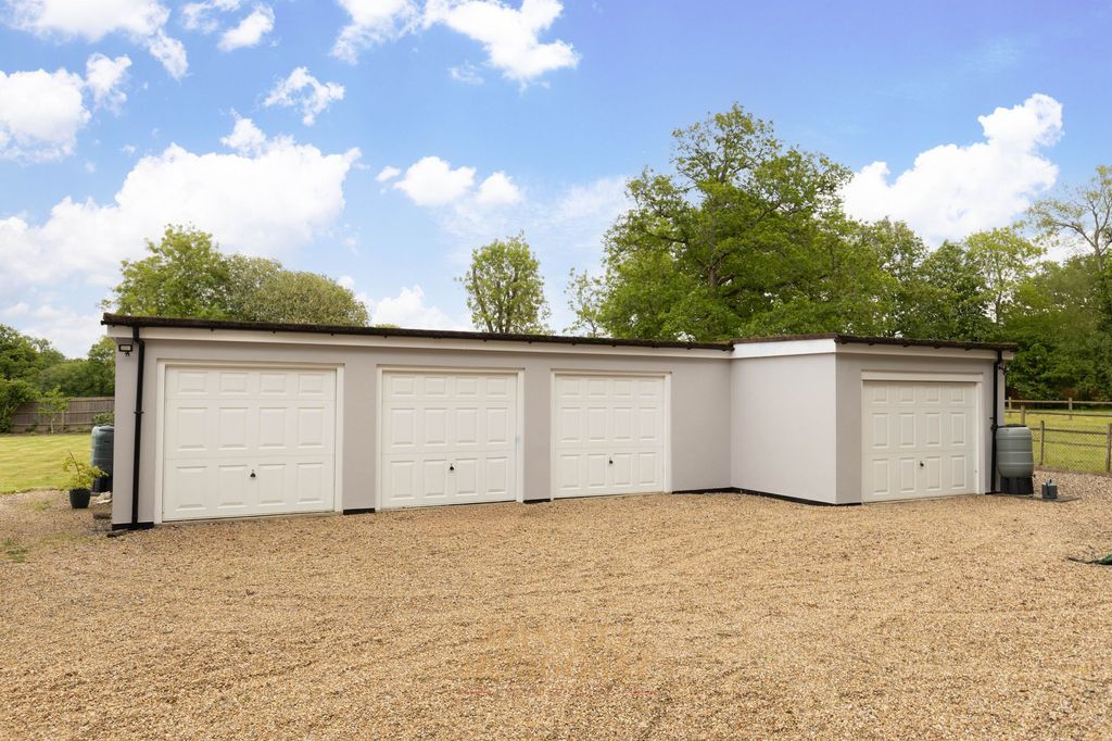 Additional image 39 of 5 bed detached house for saleHare Lane, Lingfield RH7