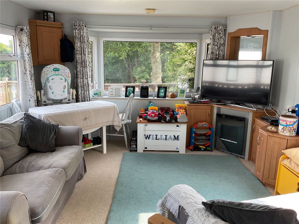 Property photo 2 of 11 Picture No. 01