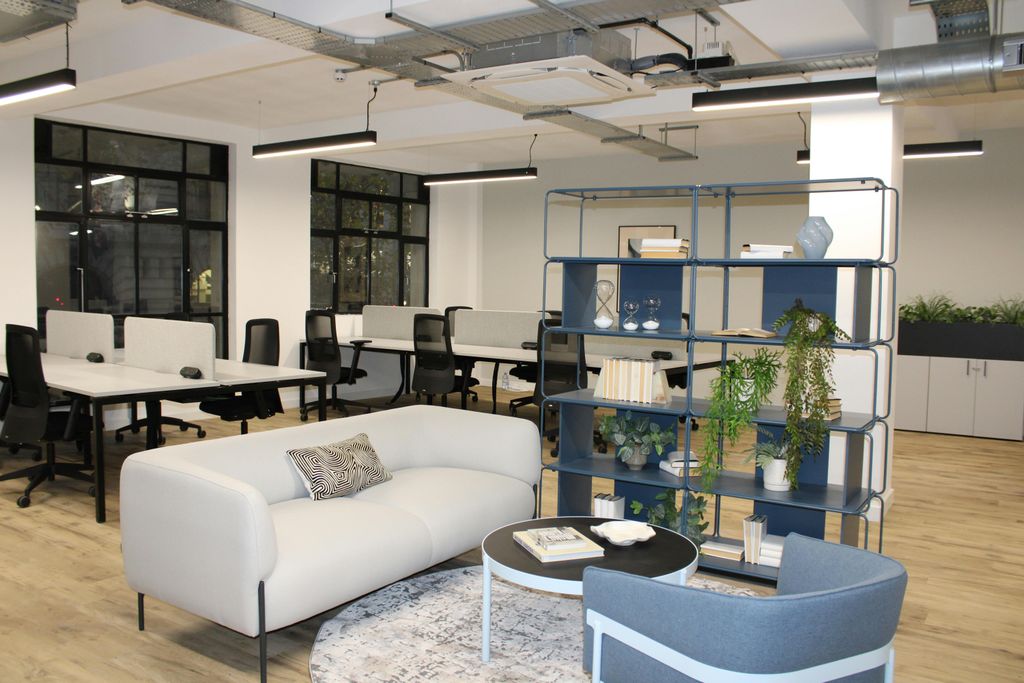 Property photo 2 of 12 Img_0388.Jpg