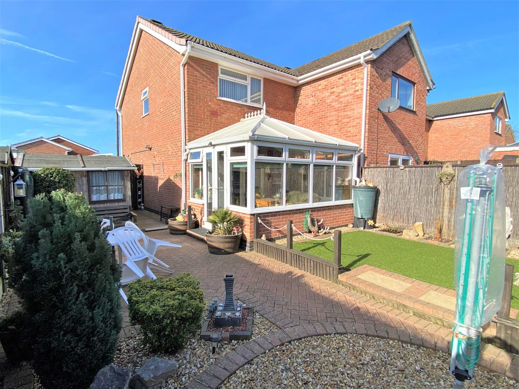Property photo 2 of 14