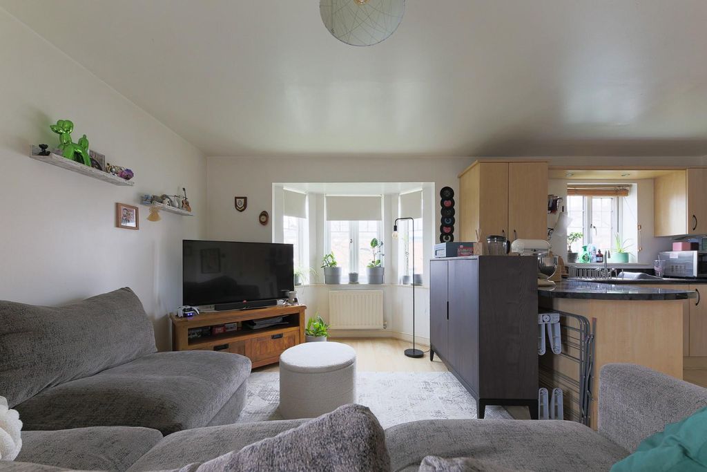 Property photo 2 of 13 Lounge-2.Jpg