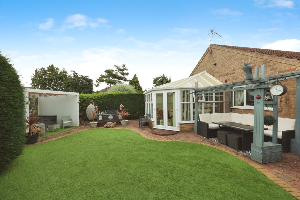 Property photo 2 of 27 4297722