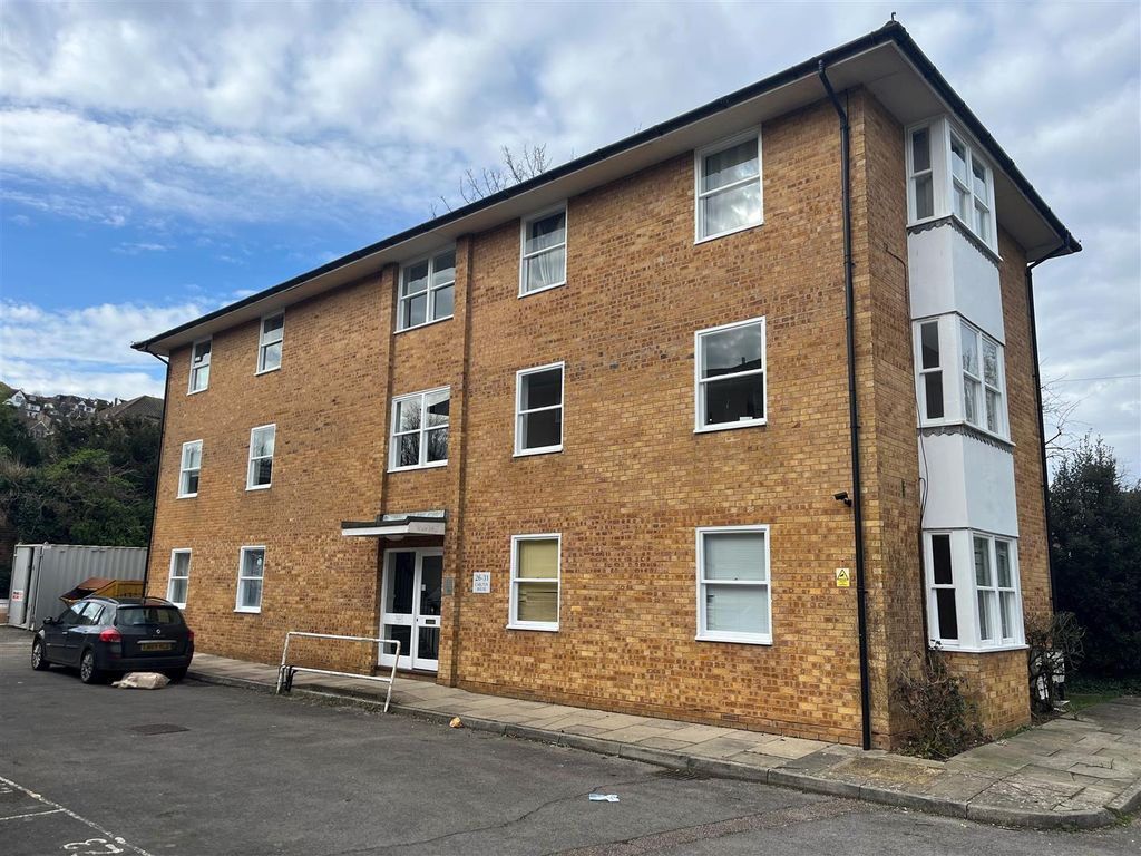 Property photo 1 of 7 1.Jpg