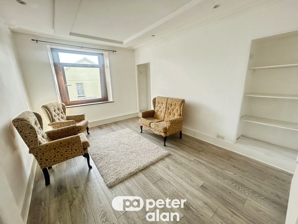 Property photo 1 of 6 Image