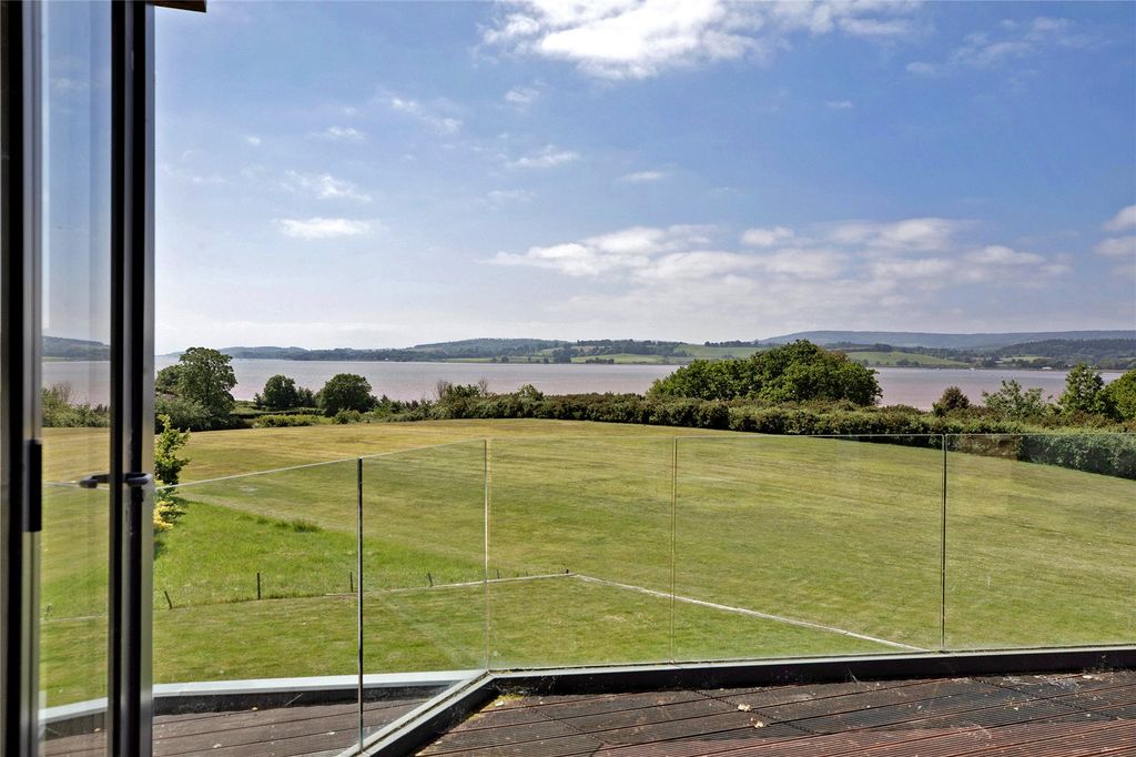 Property photo 2 of 22 View