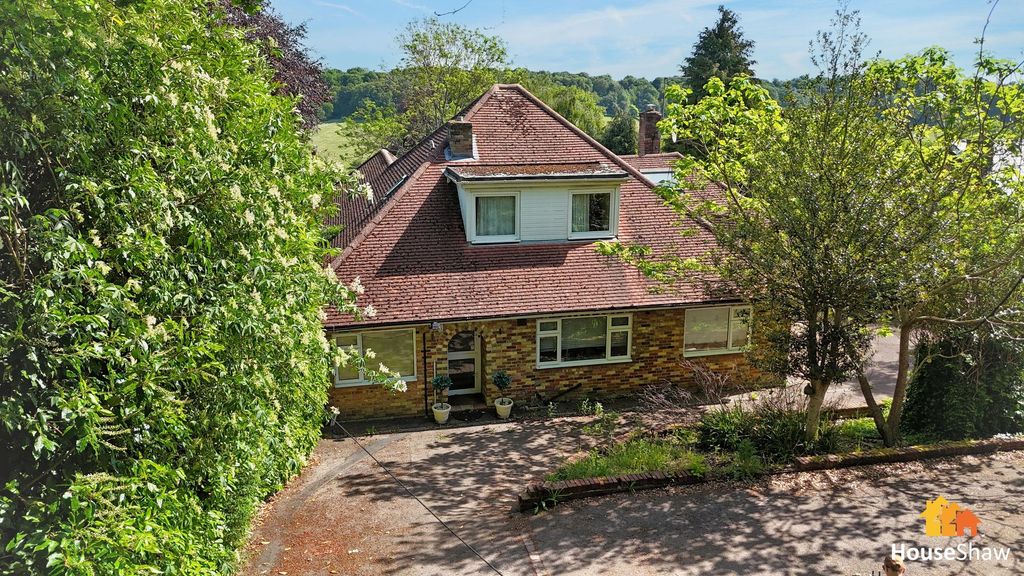 Property photo 1 of 30
