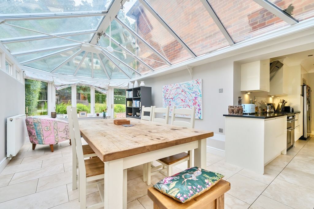 Property photo 2 of 36 1306302-35-6849E3...