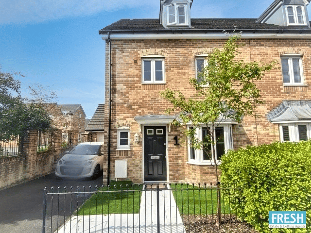Property photo 1 of 26