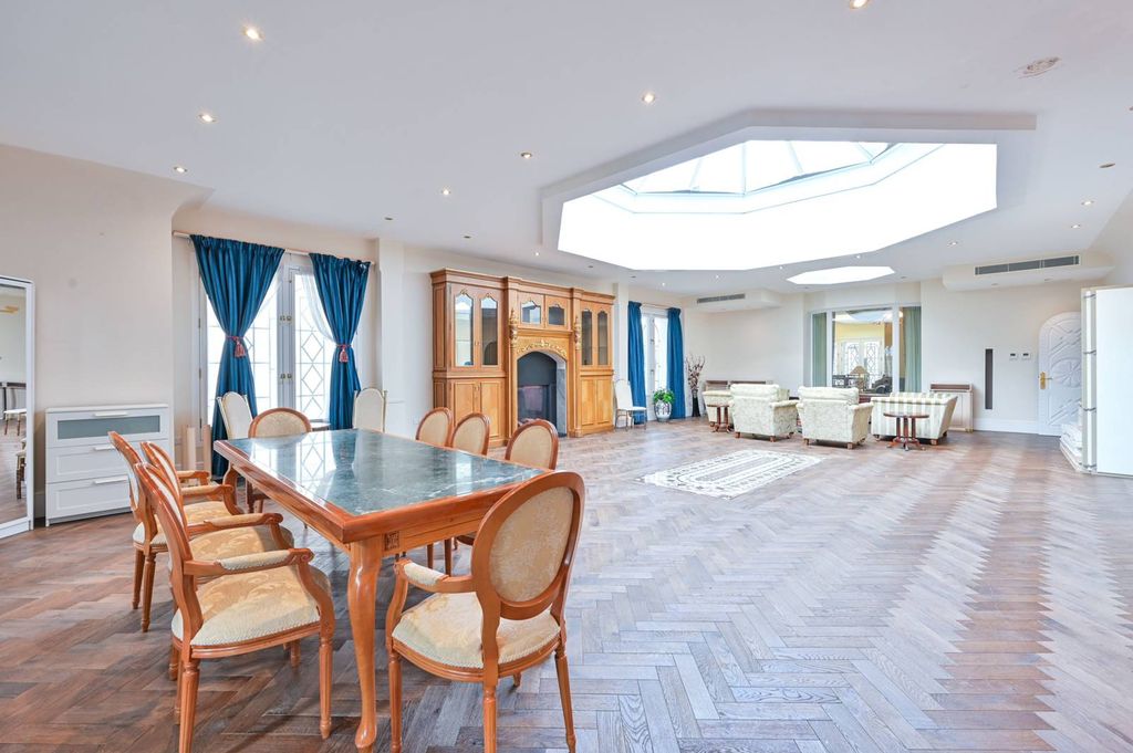 Additional image 4 of 8 bed detached house to rentPembroke Gardens, London W8, Kensington, London