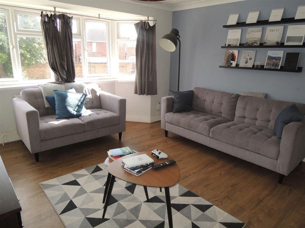 Property photo 2 of 10 Picture No. 05