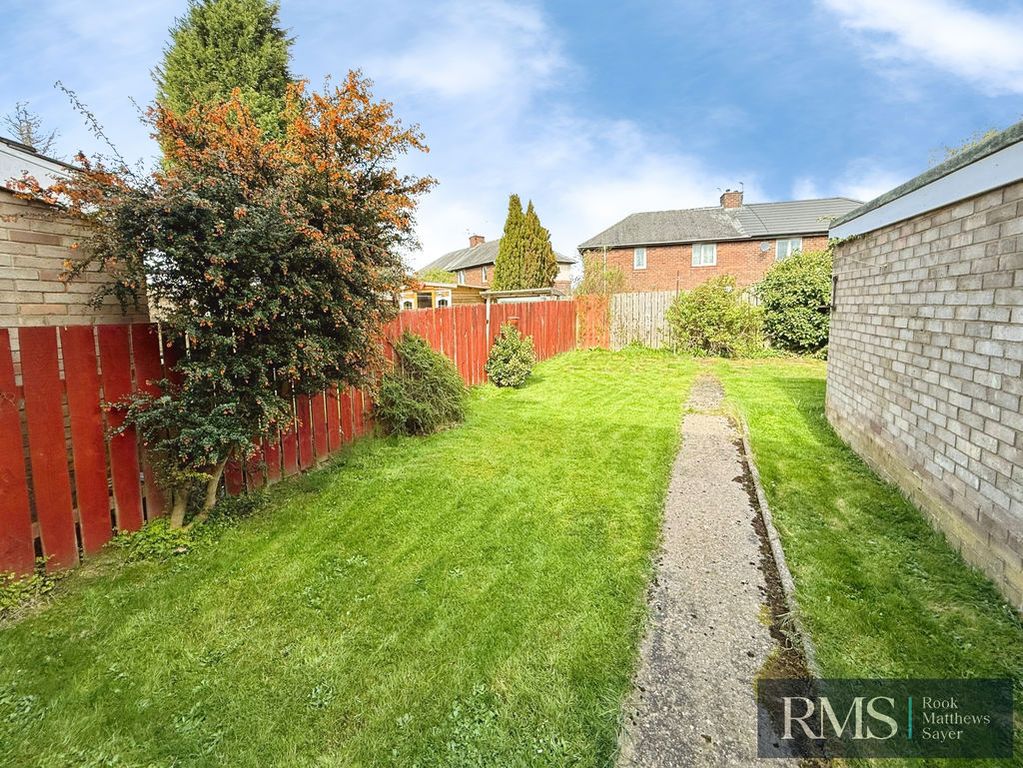 Property photo 2 of 10 Photo 8