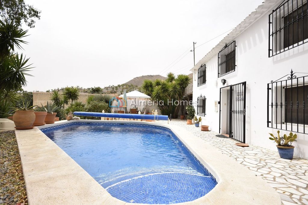 Property photo 1 of 30