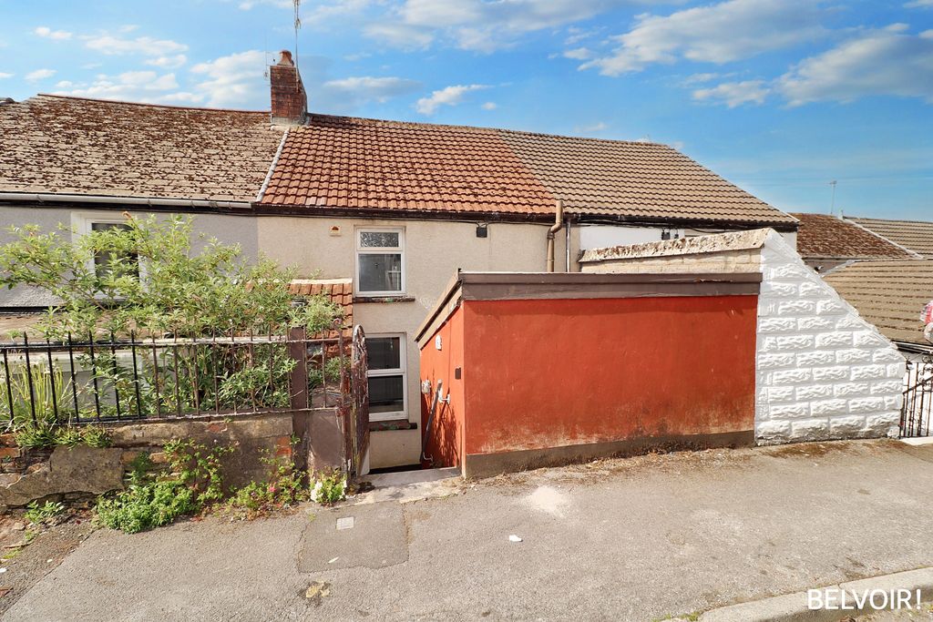 Property photo 2 of 15