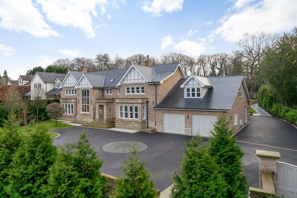 Property photo 1 of 31 (Main)