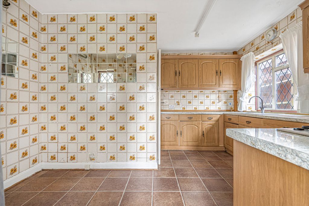 Property photo 3 of 14 10_80682.Jpg