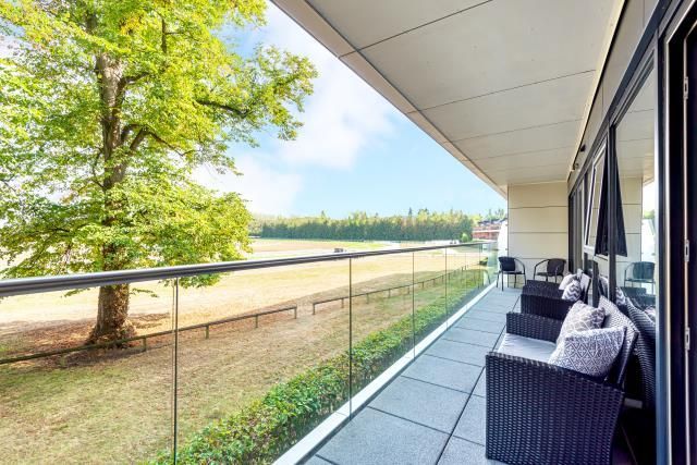 Property photo 1 of 10 External View