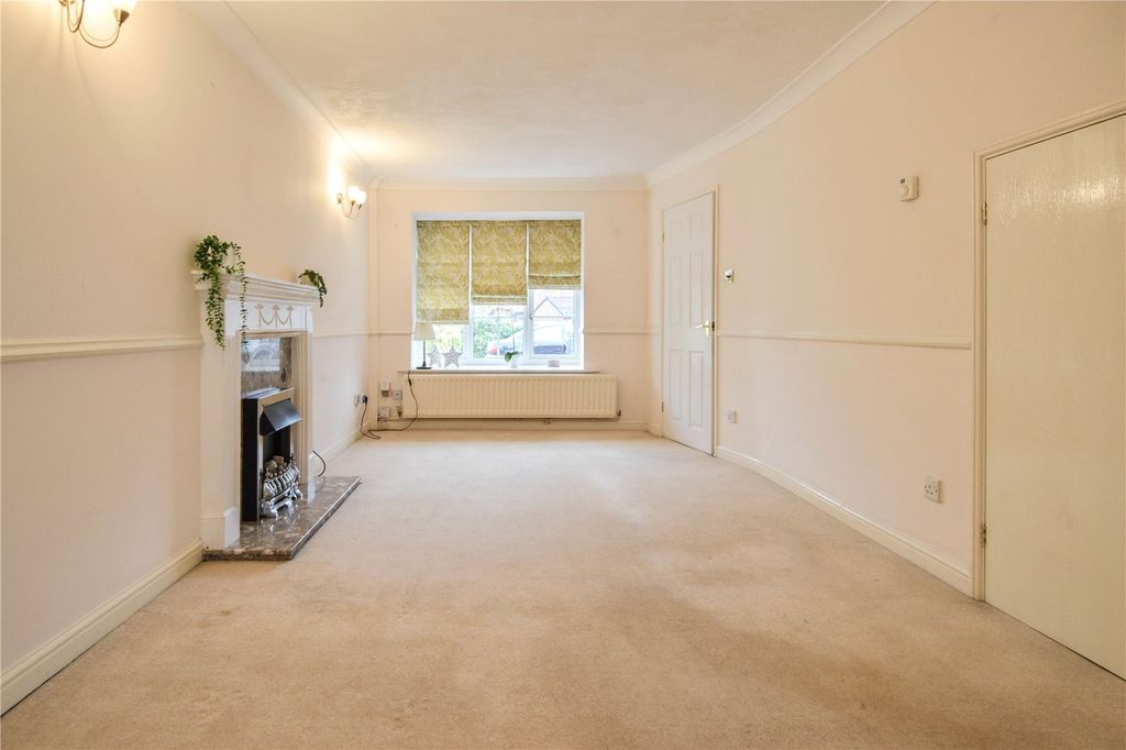 Property photo 3 of 17 Picture No. 03