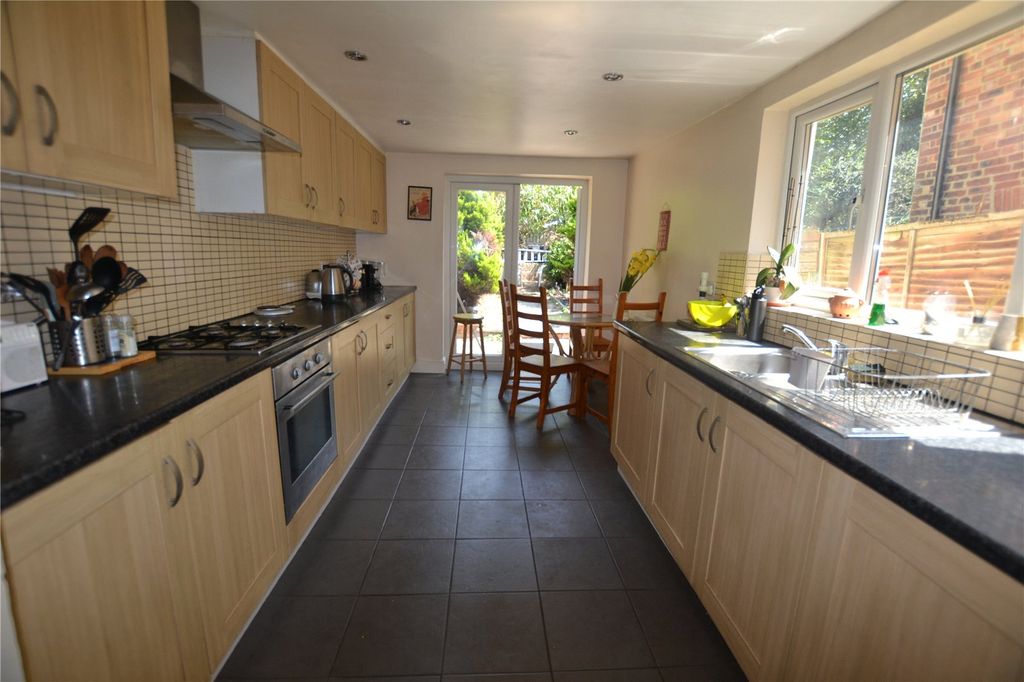 Property photo 2 of 12 Picture No. 06