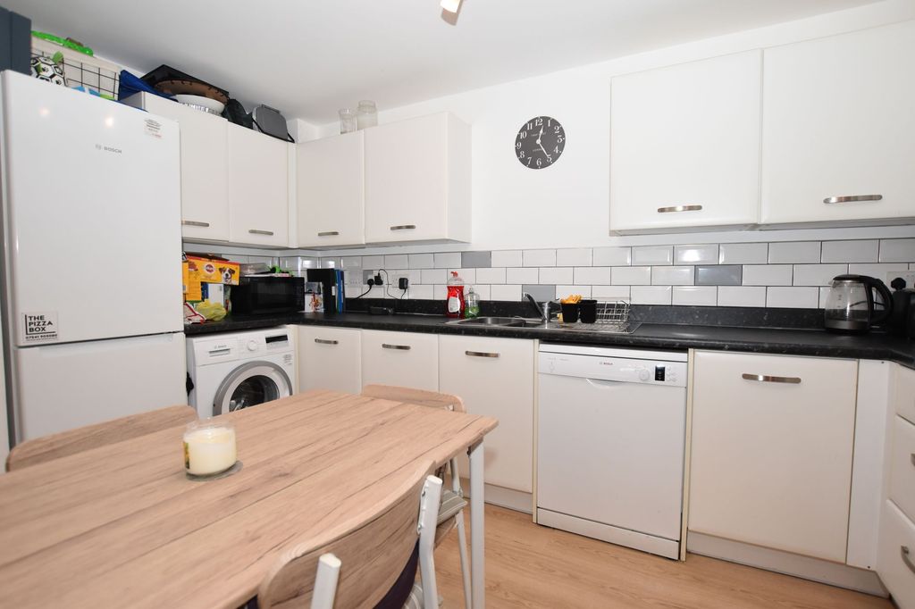Property photo 2 of 14 Kitchen/Diner