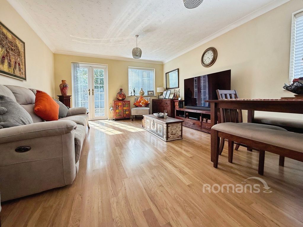 Property photo 2 of 13 Pbox-Img.Jpg